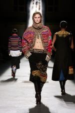 Dries-Van-Noten-F26-037