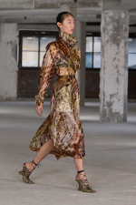 DRIES_VAN_NOTEN_RTW_SS25_2732x4098_LOOKS_20