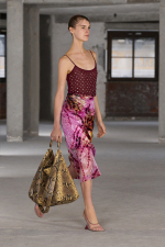 DRIES_VAN_NOTEN_RTW_SS25_2732x4098_LOOKS_24