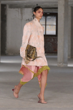 DRIES_VAN_NOTEN_RTW_SS25_2732x4098_LOOKS_47