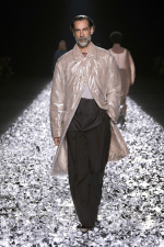 DRIES_VAN_NOTEN_SS25_2732X4098_LOOKS_08