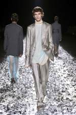 DRIES_VAN_NOTEN_SS25_2732X4098_LOOKS_26