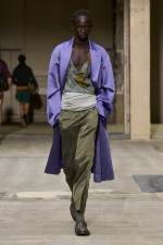 photo: Daniele Oberrauch / Gorunway.com