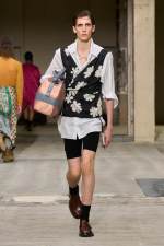 photo: Daniele Oberrauch / Gorunway.com