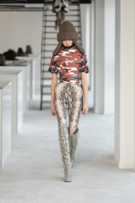 DuranLantink_fw25_runway_press_look10
