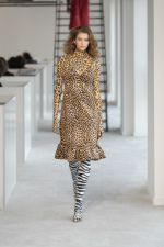 DuranLantink_fw25_runway_press_look15