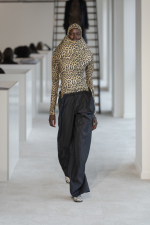 DuranLantink_fw25_runway_press_look42