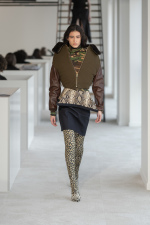 DuranLantink_fw25_runway_press_look45