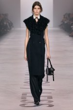 Fendi-fw26-Runway-Looks-9x16-006