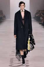 Fendi-fw26-Runway-Looks-9x16-016