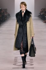 Fendi-fw26-Runway-Looks-9x16-018