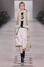 Fendi-fw26-Runway-Looks-9x16-020