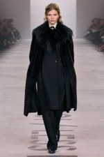 Fendi-fw26-Runway-Looks-9x16-023