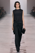 Fendi-fw26-Runway-Looks-9x16-033