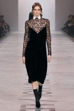 Fendi-fw26-Runway-Looks-9x16-034