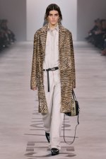 Fendi-fw26-Runway-Looks-9x16-042
