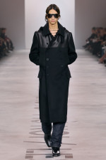 Fendi-fw26-Runway-Looks-9x16-049