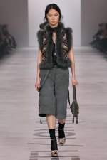 Fendi-fw26-Runway-Looks-9x16-053