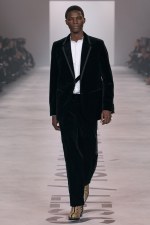 Fendi-fw26-Runway-Looks-9x16-069