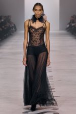 Fendi-fw26-Runway-Looks-9x16-075