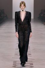 Fendi-fw26-Runway-Looks-9x16-079