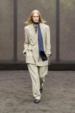 SF_SS26_SHOW_RUNWAY_IMMEDIATE_17