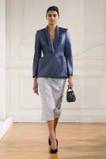 GIV_246D_RTW_FRONT_LOOK_18