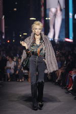 GG_Cruise_VOGUE_Look_11