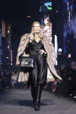 GG_Cruise_VOGUE_Look_20
