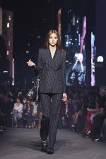 GG_Cruise_VOGUE_Look_3