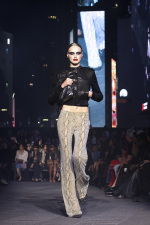 GG_Cruise_VOGUE_Look_43