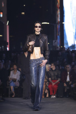 GG_Cruise_VOGUE_Look_44