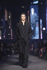 GG_Cruise_VOGUE_Look_46