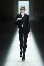 Look_003