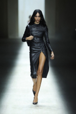 Look_026
