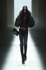 Look_032
