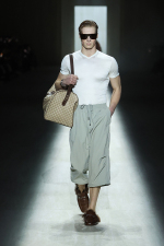 Look_033