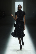 Look_048