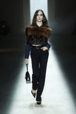 Look_052