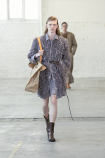 HedMayner_ss26_runway_press_look07