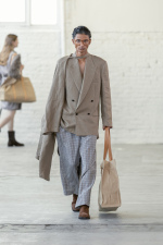 HedMayner_ss26_runway_press_look08