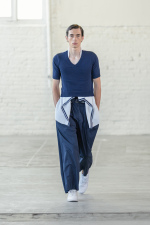 HedMayner_ss26_runway_press_look25