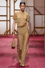 HERMES_WRTW_SS25_Runway_FilippoFior_02