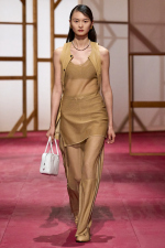 HERMES_WRTW_SS25_Runway_FilippoFior_03