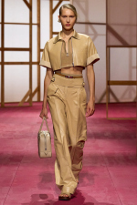 HERMES_WRTW_SS25_Runway_FilippoFior_05