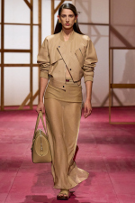 HERMES_WRTW_SS25_Runway_FilippoFior_13