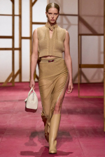 HERMES_WRTW_SS25_Runway_FilippoFior_21