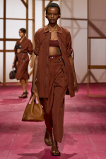 HERMES_WRTW_SS25_Runway_FilippoFior_37