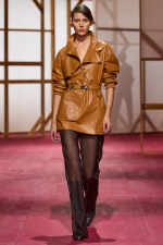 HERMES_WRTW_SS25_Runway_FilippoFior_40