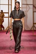 HERMES_WRTW_SS25_Runway_FilippoFior_51